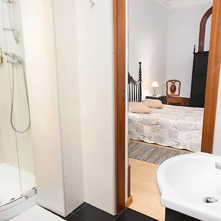 Almada Guest house