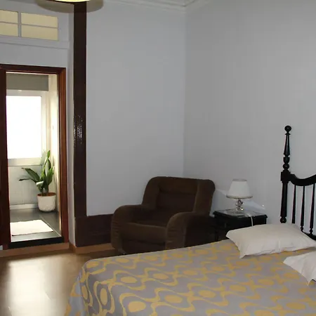 Casa de hóspedes Almada 3*