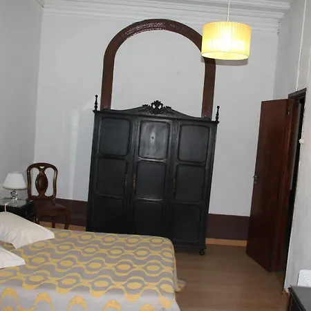 Almada ゲストハウス