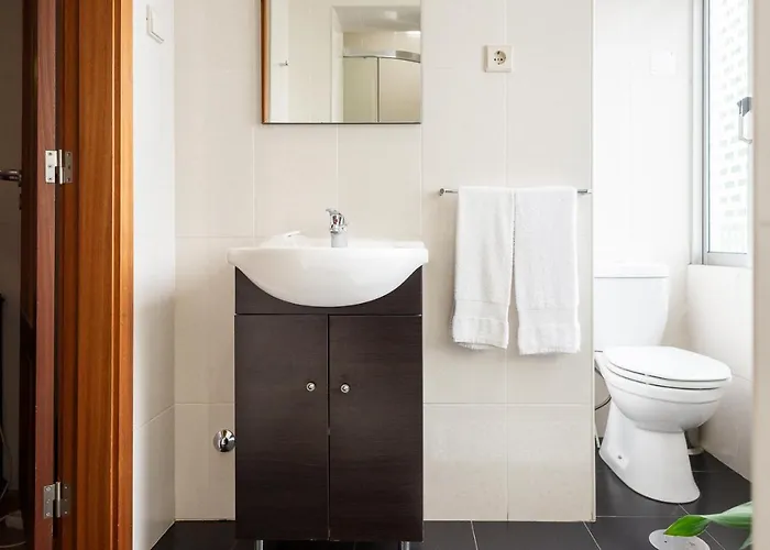 Almada Гостевой дом 3*