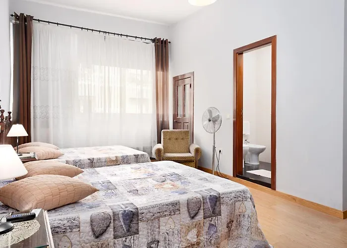 Almada Gasthof Porto