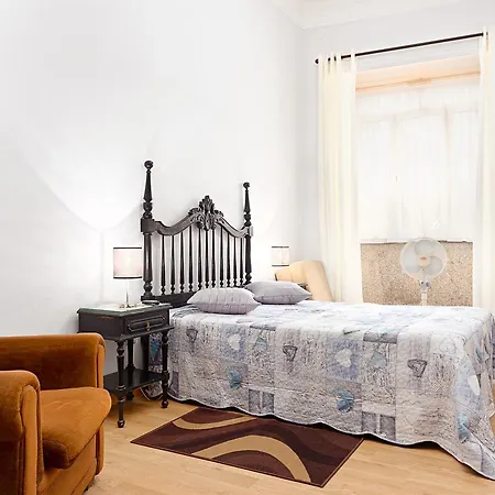 Almada Maison d'hôtes 3*